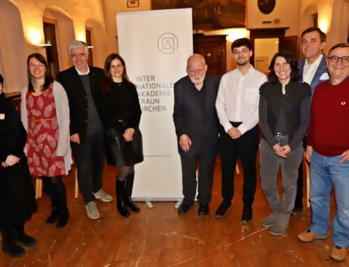 Anna Presents Public Lecture on Cancer Research at the International Academy Traunkirchen